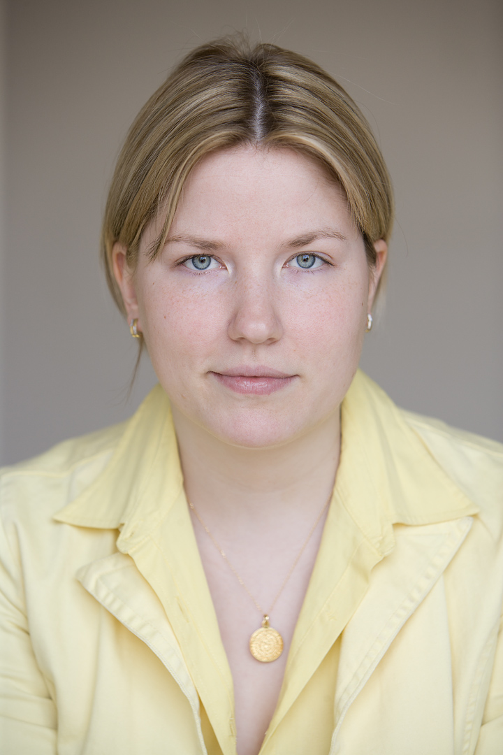 AI.1.00066.0014 / Valeria IVANOVA portraits